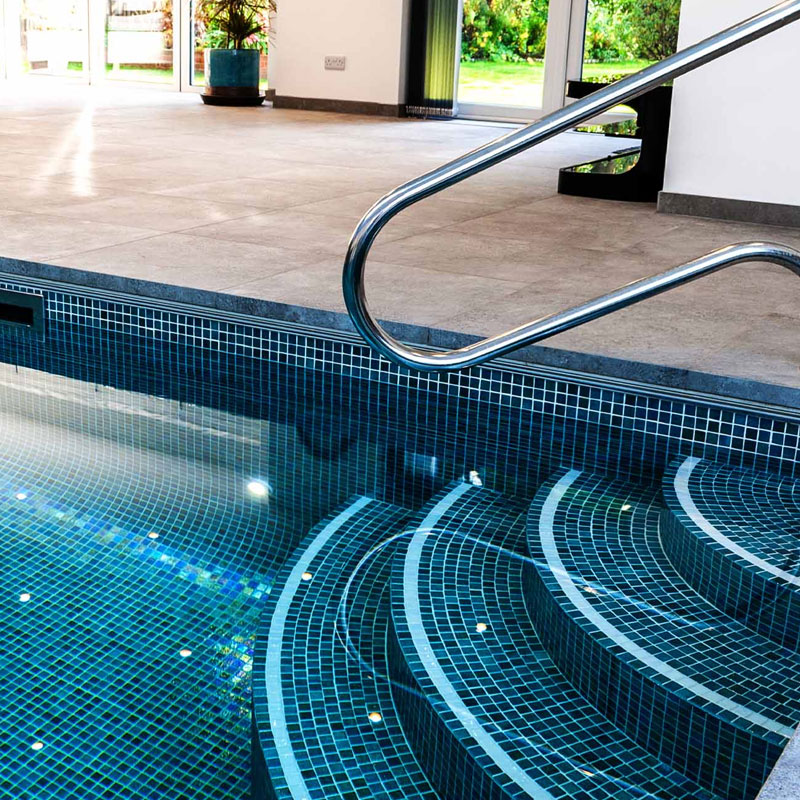 Pool & Outdoor Tiling Experts